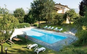 Rustic Holiday Home in Città di Castello with Swimming Pool