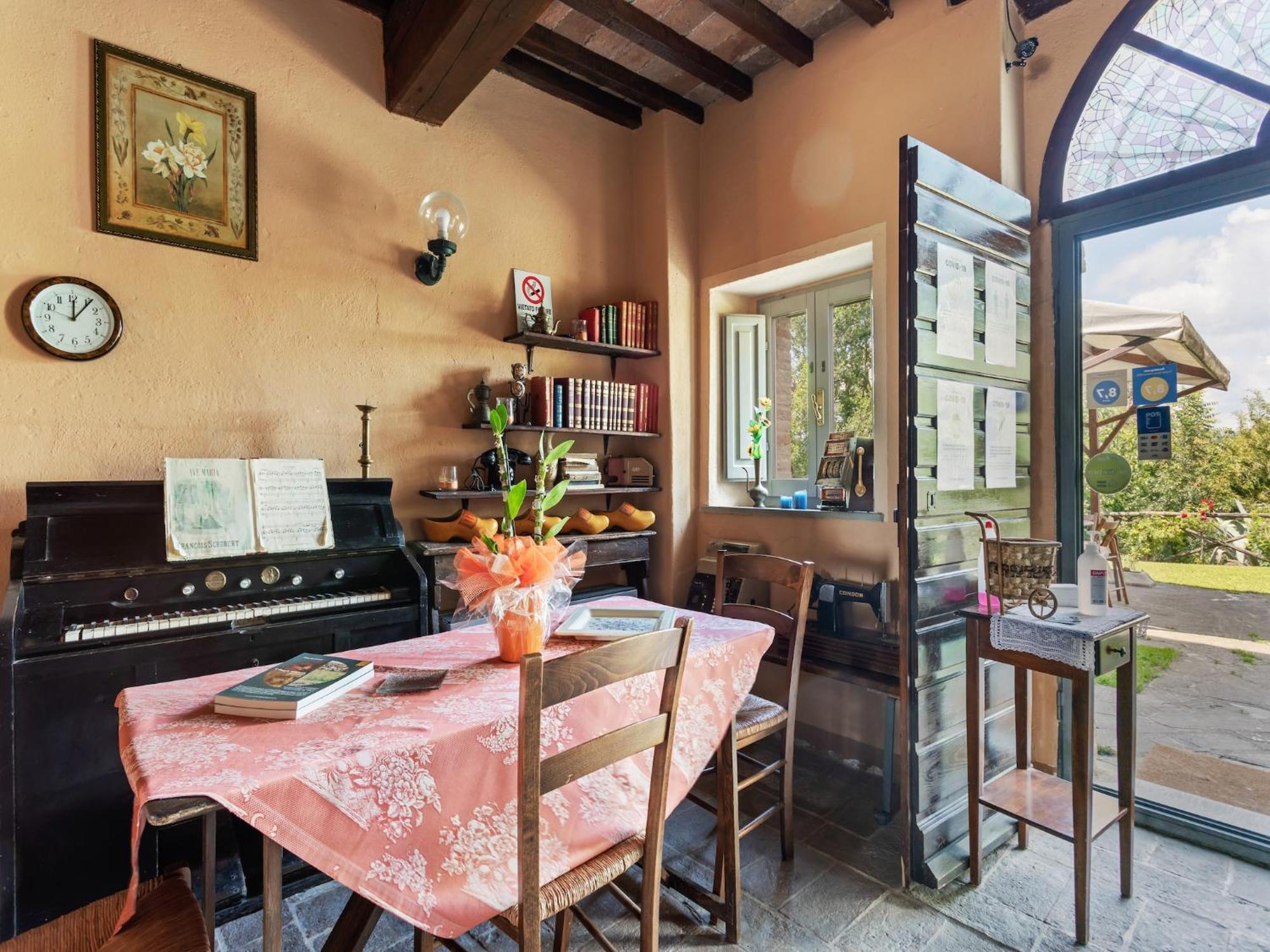 Rustic Holiday Home in Città di Castello with Swimming Pool Extérieur photo