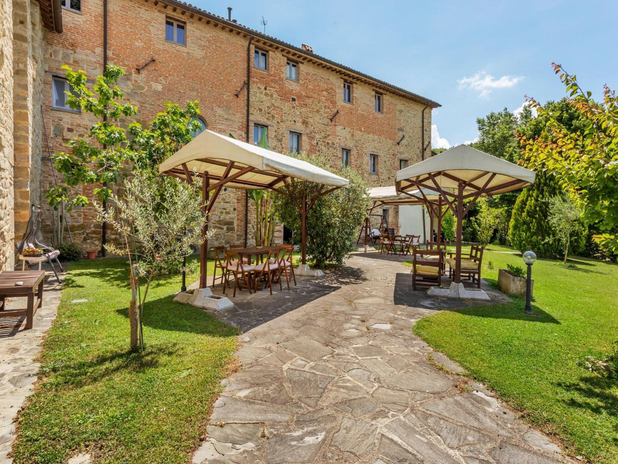 Rustic Holiday Home in Città di Castello with Swimming Pool Extérieur photo